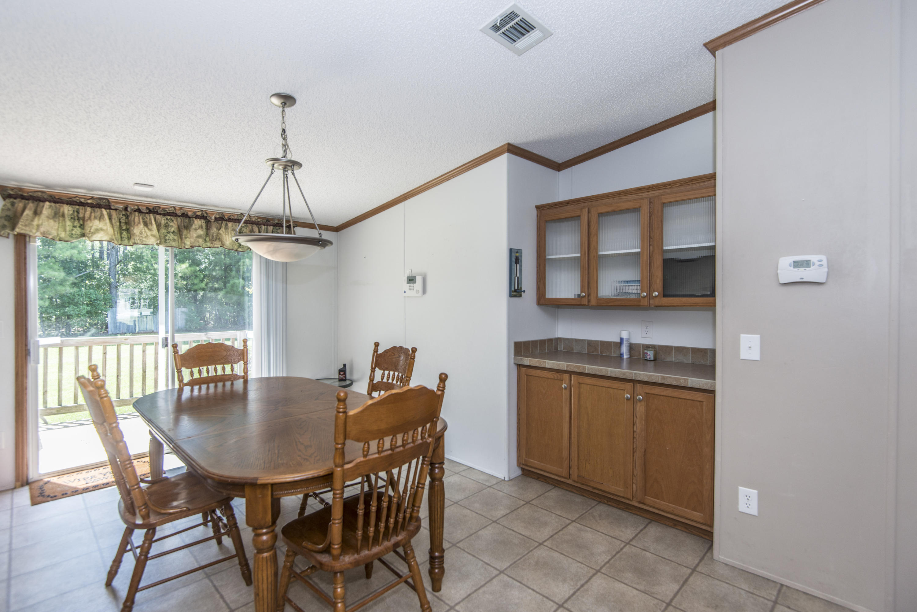 125 Little River Road Goose Creek, SC 29445 - Photo 7 of 33 125littleriverkitchennette