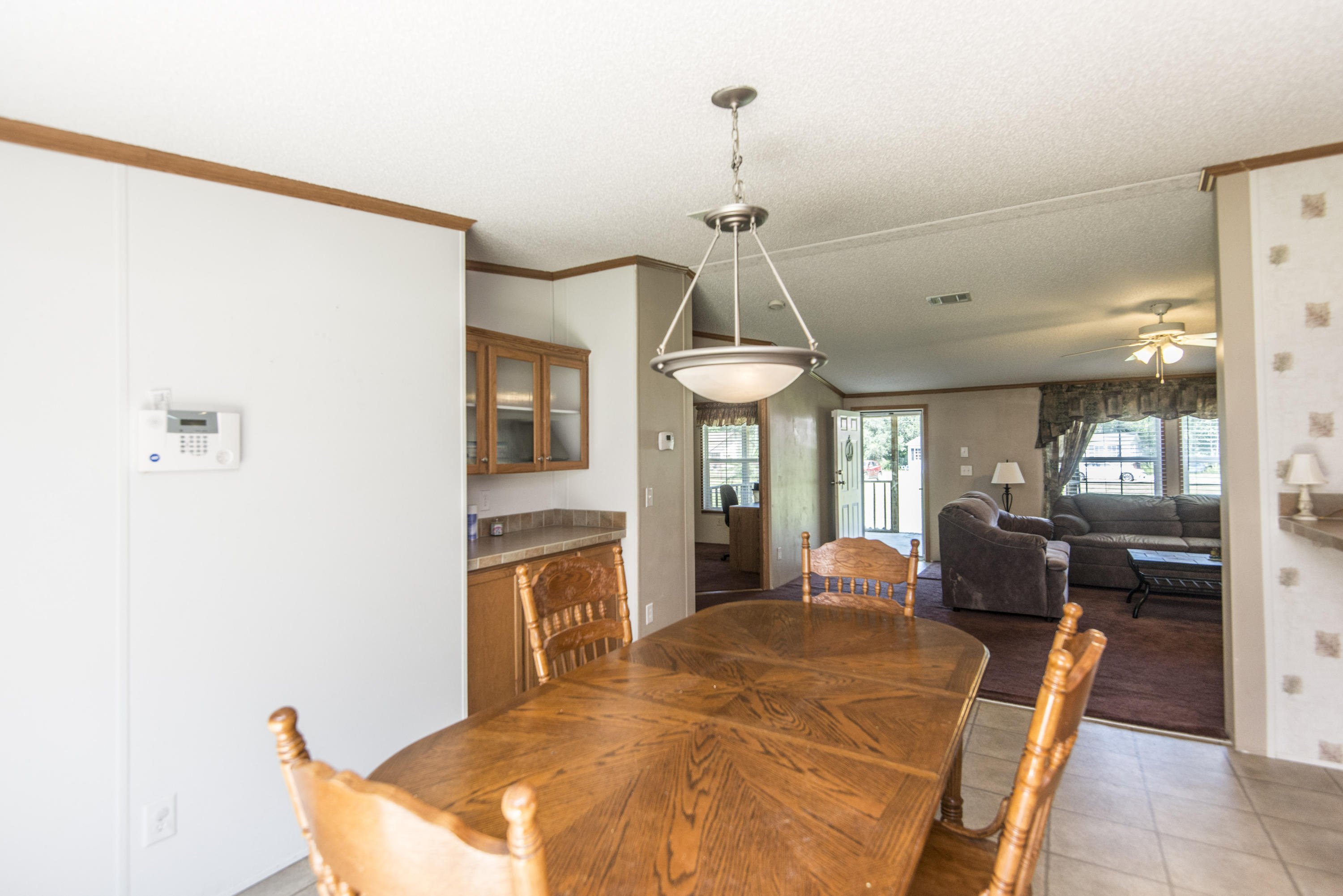 125 Little River Road Goose Creek, SC 29445 - Photo 9 of 33 125littleriverkitchentofront