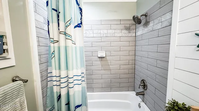 $489,900 | 16805 East El Centro Boulevard, Panama City Beach, FL 32413