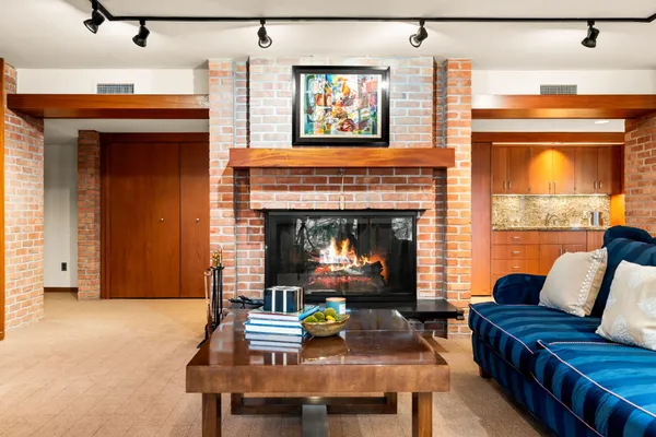 $3,500,000 | 276 Indian River Place, Ann Arbor, MI 48104