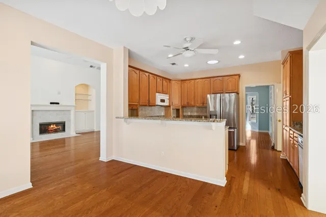 $869,000 | 8 Oketee Court, Hilton Head Island, SC 29926