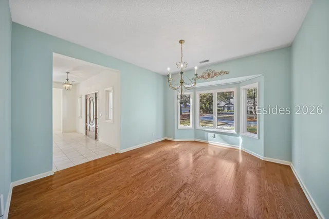 $869,000 | 8 Oketee Court, Hilton Head Island, SC 29926