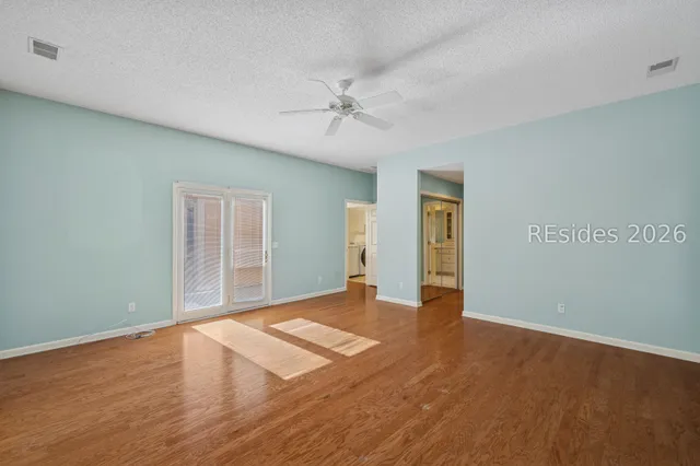 $869,000 | 8 Oketee Court, Hilton Head Island, SC 29926