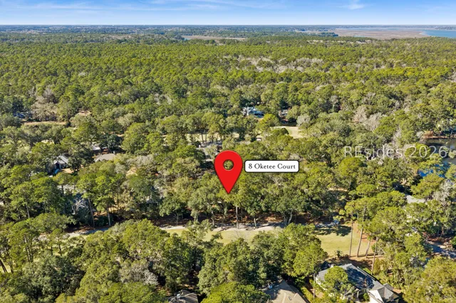 $869,000 | 8 Oketee Court, Hilton Head Island, SC 29926