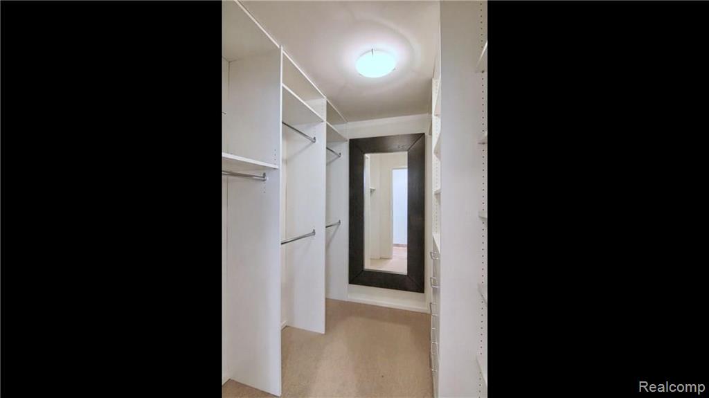 145 Canterbury Road Bloomfield Hills, MI 48304 - Photo 19 of 35