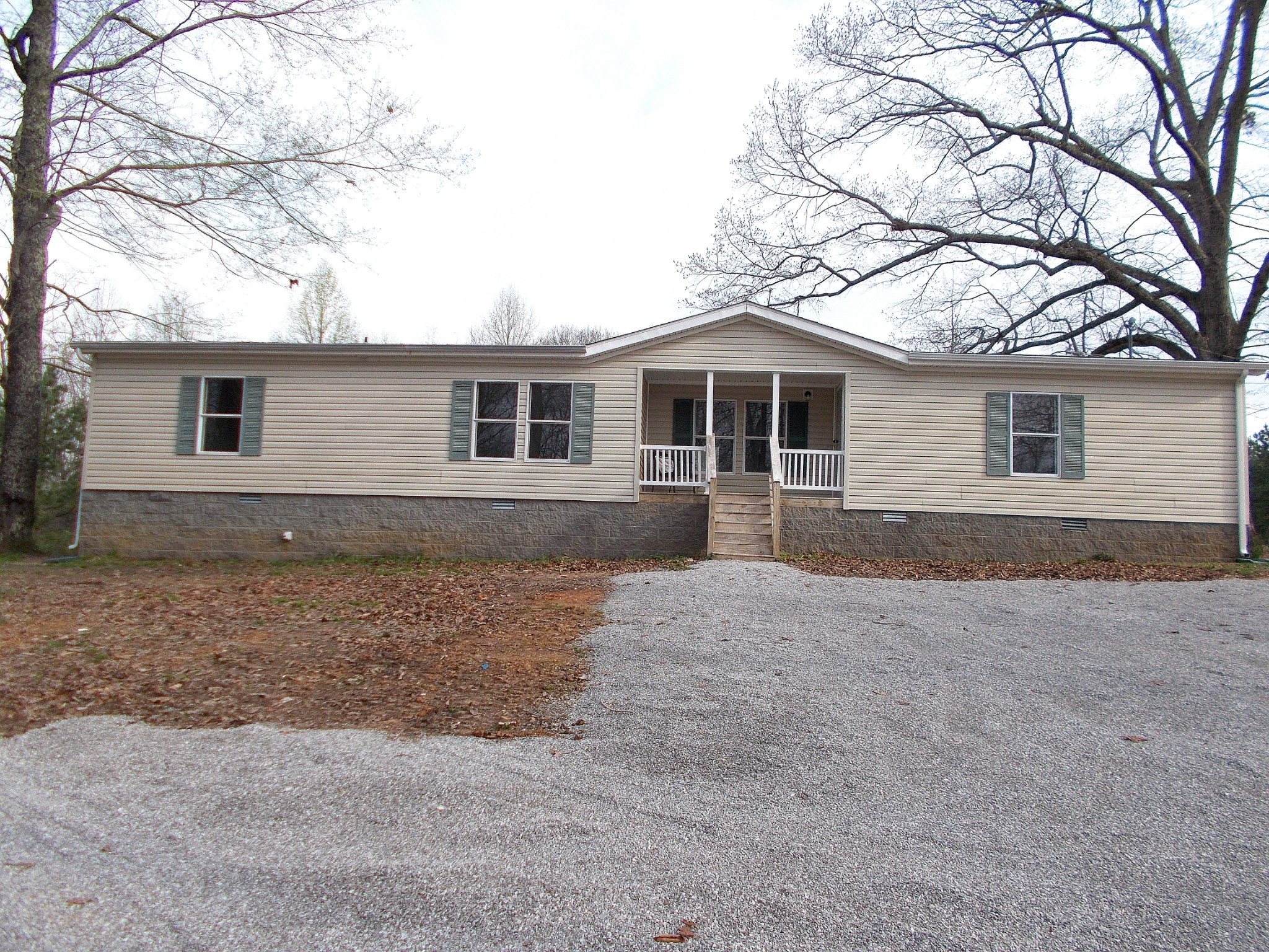 601 Caps Ridge Dickson, TN 37055 - Photo 3 of 34 front view of house with a yard