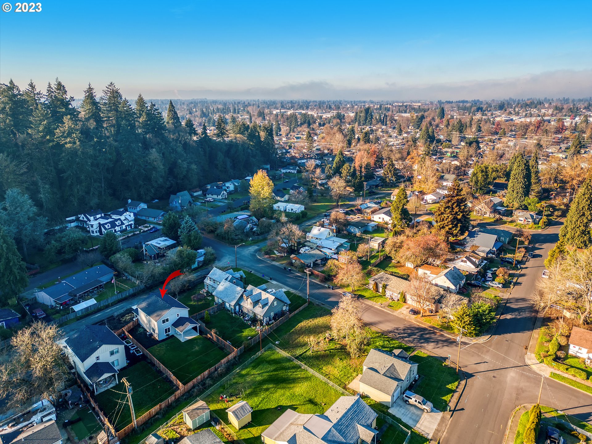 1057 Laura Street Springfield, OR 97477 - Photo 32 of 39 an aerial view of a house with a yard