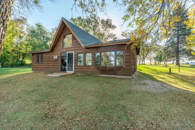 $529,900 | 37084 Hackberry Point Road, Richville, MN 56576