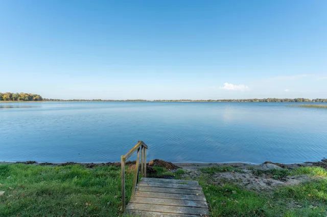 $529,900 | 37084 Hackberry Point Road, Richville, MN 56576