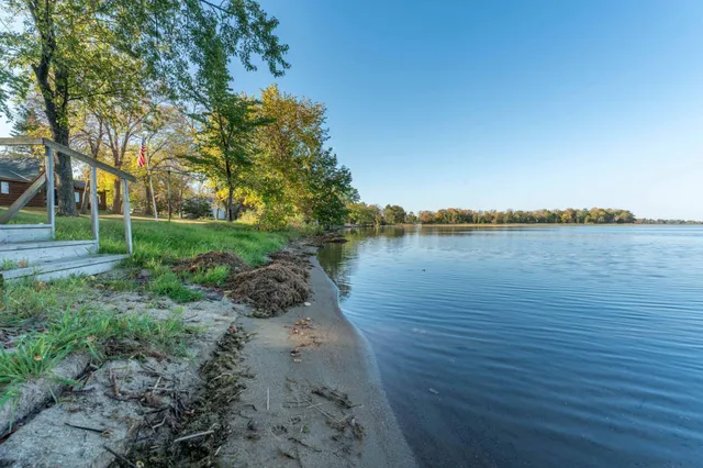 $529,900 | 37084 Hackberry Point Road, Richville, MN 56576