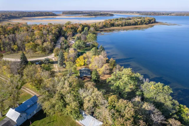 $529,900 | 37084 Hackberry Point Road, Richville, MN 56576
