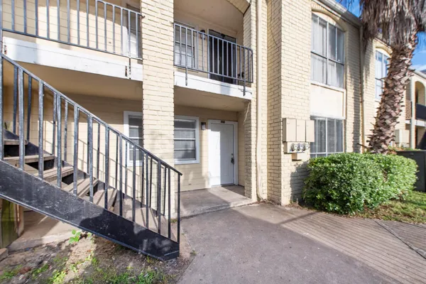 $795 | 6200 West Tidwell Road, Unit 1613, Houston, TX 77092