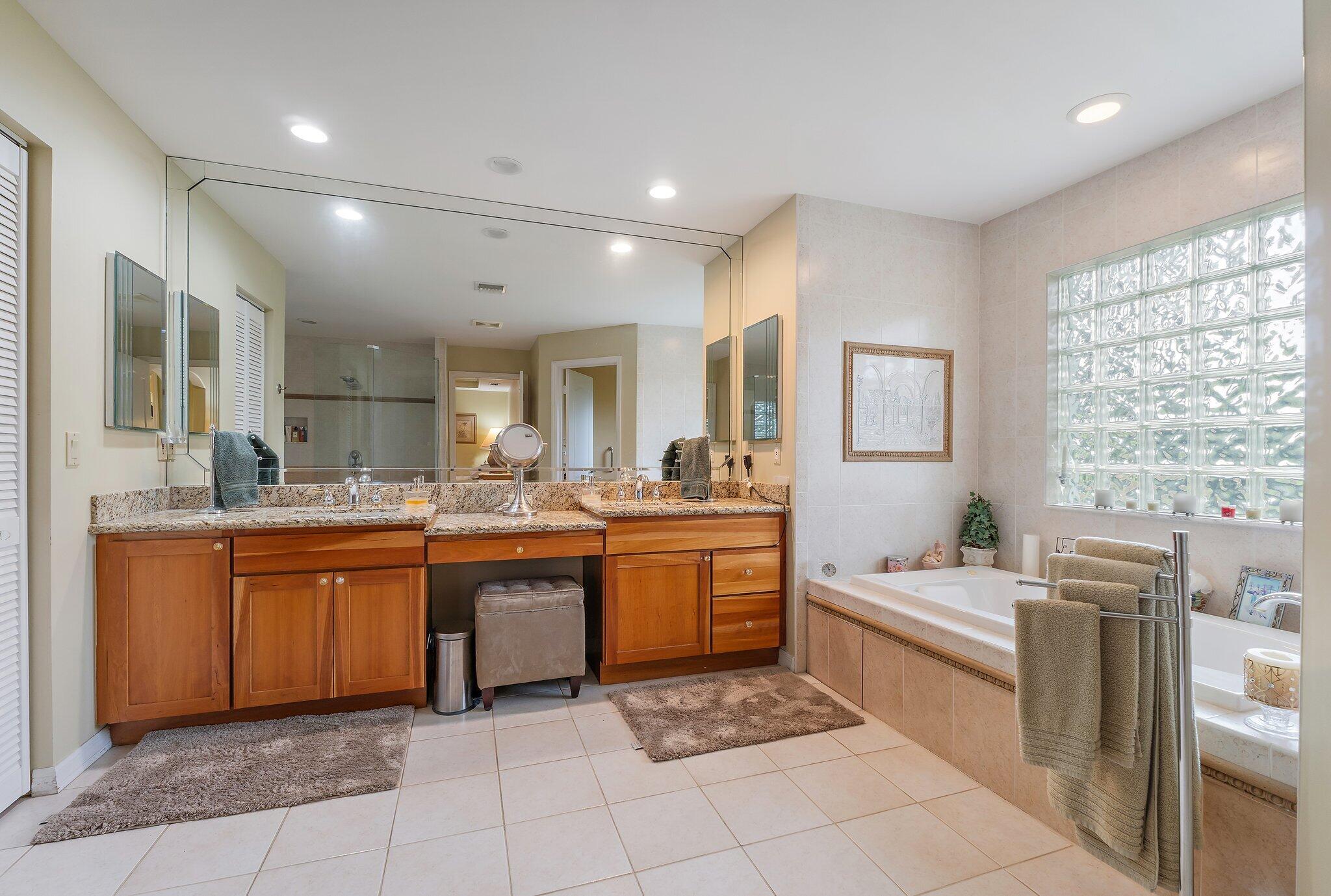 5501 Old Fort Jupiter Road Jupiter, FL 33458 - Photo 22 of 42 primary bath