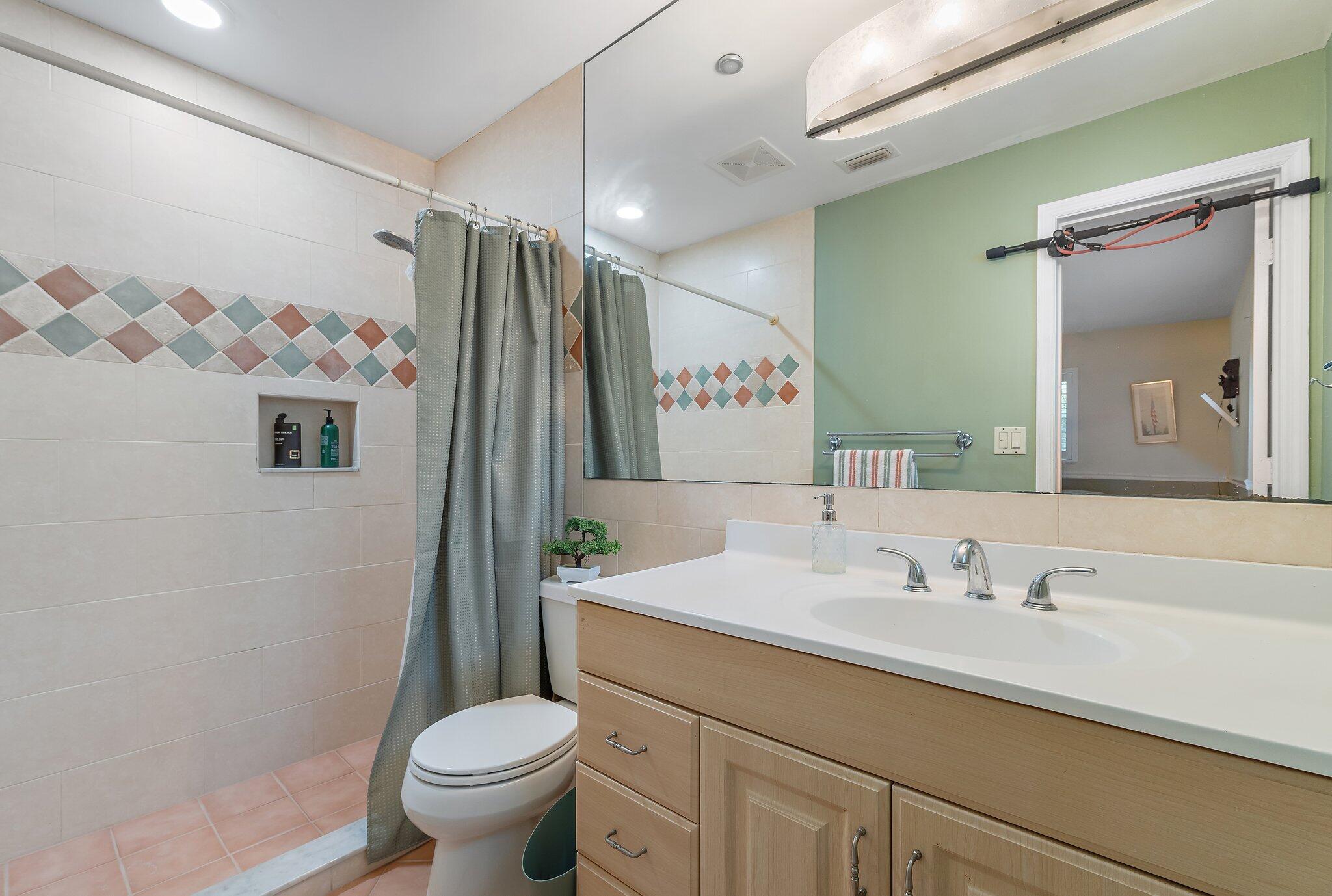 5501 Old Fort Jupiter Road Jupiter, FL 33458 - Photo 27 of 42 bed2 ensuite
