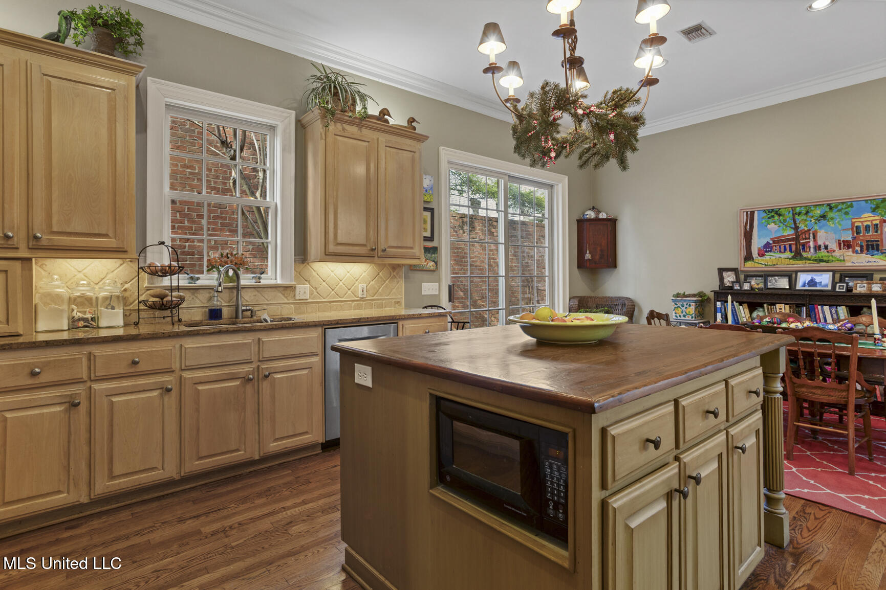 450 St Andrews Drive Jackson, MS 39211 - Photo 11 of 40 450 St Andrews-7