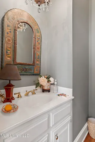 $669,000 | 450 St Andrews Drive, Jackson, MS 39211