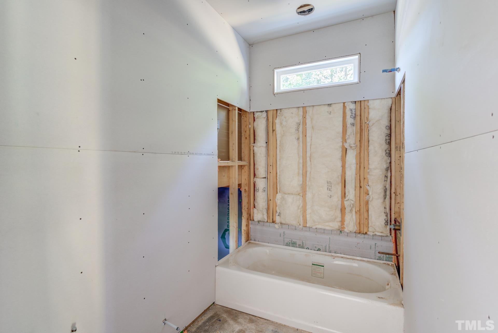 1119 Holmes Street Raleigh, NC 27601 - Photo 11 of 35 Gallery Image 11