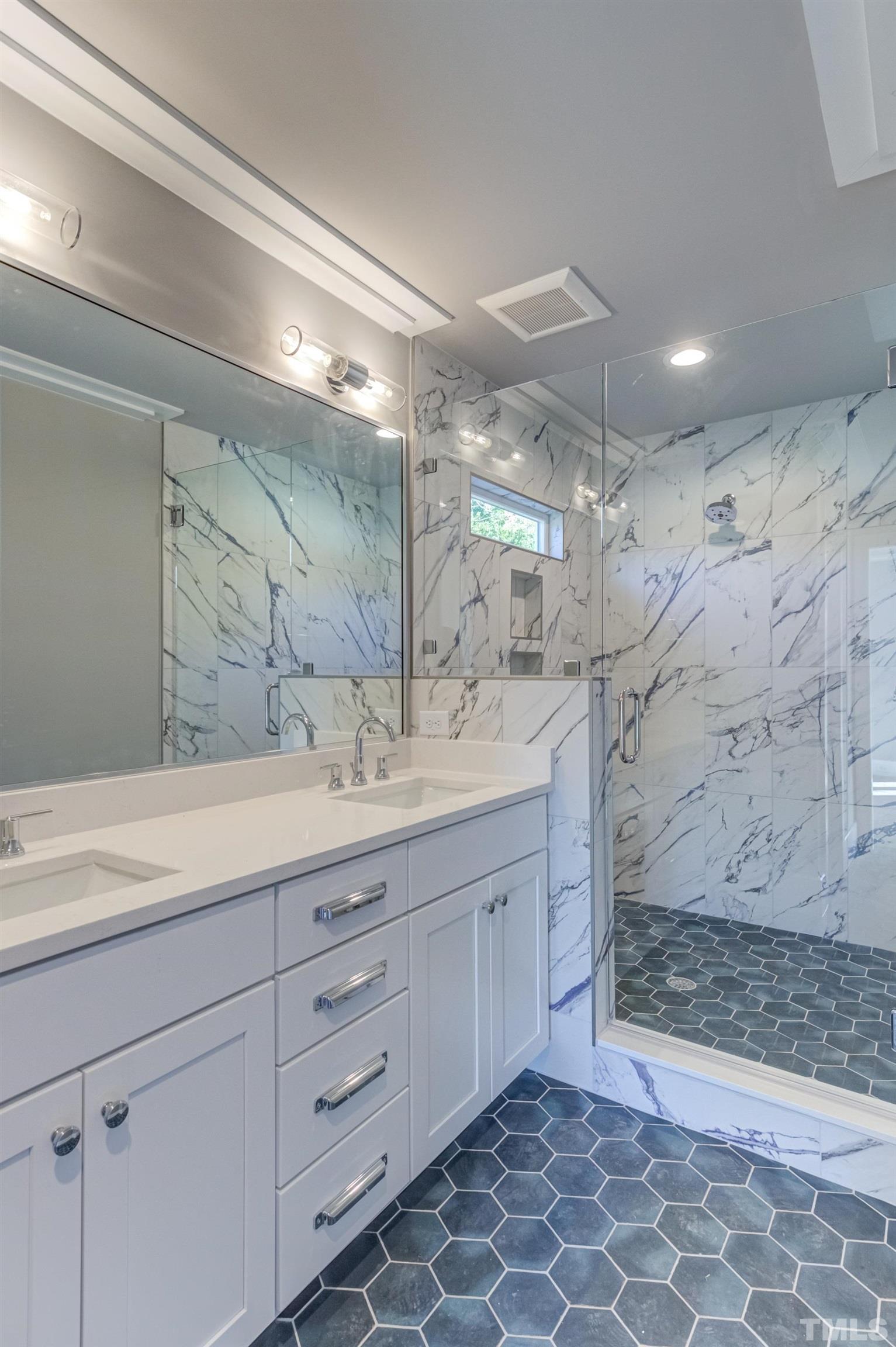 1119 Holmes Street Raleigh, NC 27601 - Photo 24 of 35 Gallery Image 24