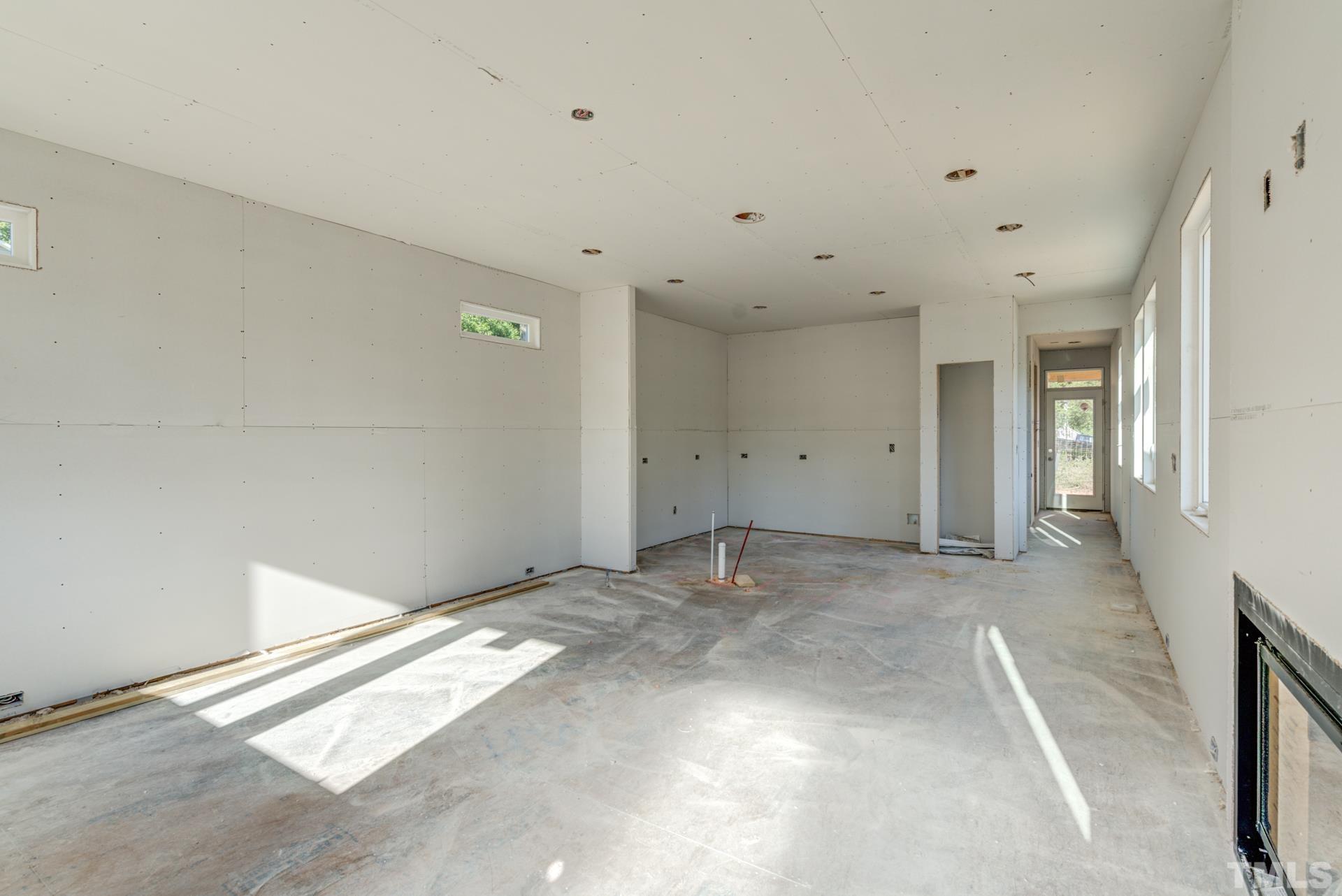 1119 Holmes Street Raleigh, NC 27601 - Photo 7 of 35 Gallery Image 7