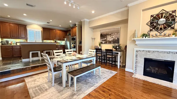 $4,700 | 1013 Gross Street, Houston, TX 77019