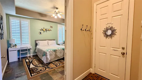 $4,700 | 1013 Gross Street, Houston, TX 77019