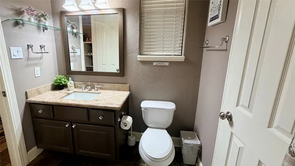$4,700 | 1013 Gross Street, Houston, TX 77019