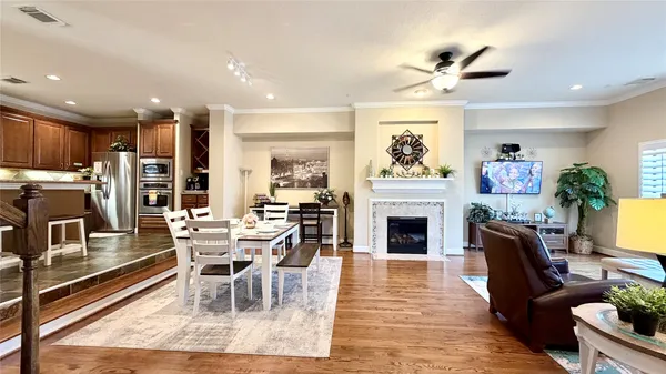 $4,700 | 1013 Gross Street, Houston, TX 77019