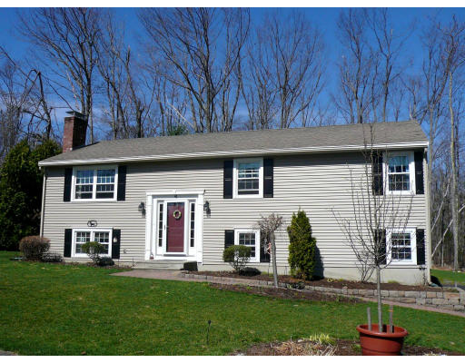 40 Cedar Road Holden, MA 01520 - Photo 1 of 1 Gallery Image 1
