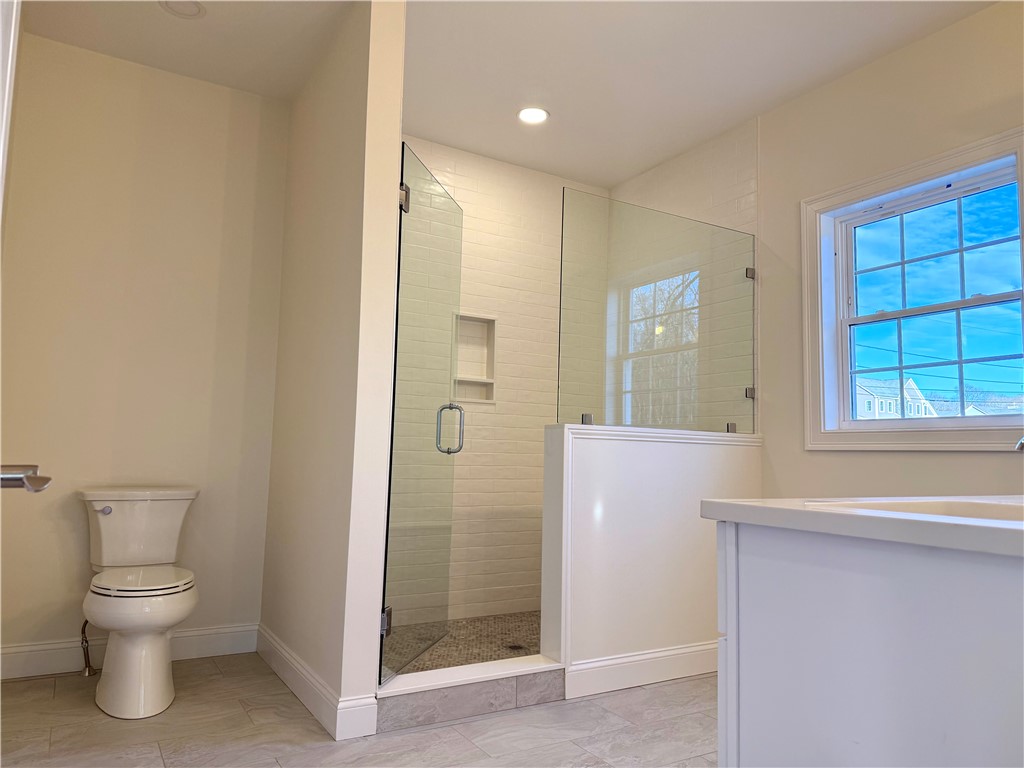 1346 Central Avenue Johnston, RI 02919 - Photo 15 of 18