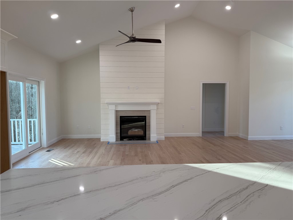 1346 Central Avenue Johnston, RI 02919 - Photo 6 of 18