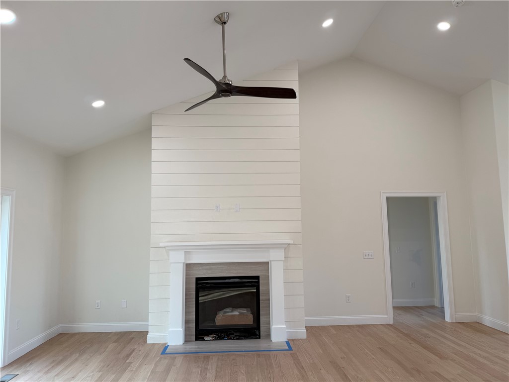 1346 Central Avenue Johnston, RI 02919 - Photo 7 of 18