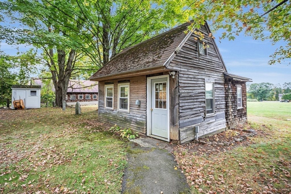 3107 Chestnut Hill Avenue Athol, MA 01331 - Photo 36 of 40