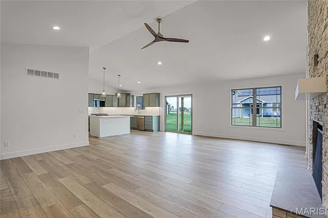 $499,900 | 404 Rumsfeld Drive, Troy, IL 62294