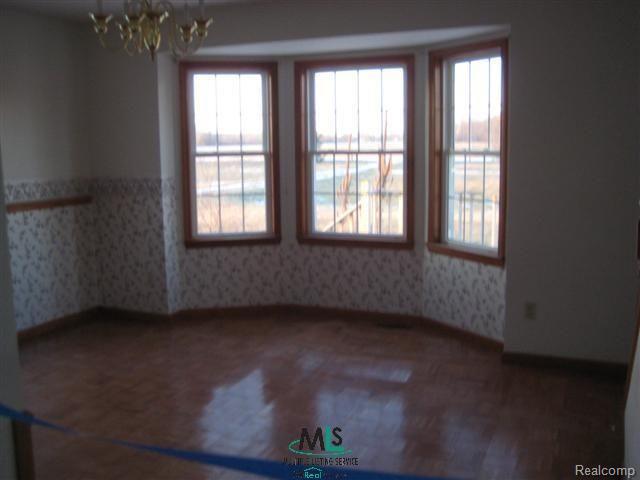 8955 Meskill Road Columbus, MI 48063 - Photo 12 of 12 dining