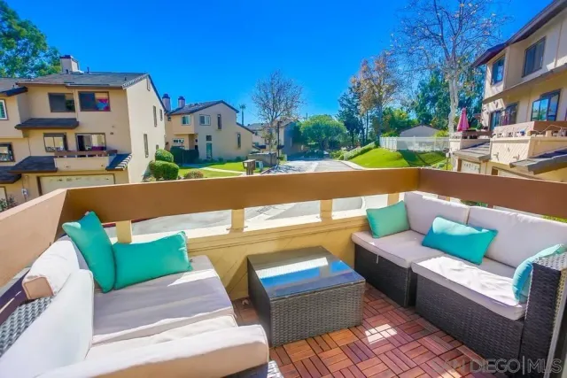 $759,900 | 2525 Woodlands Way, Oceanside, CA 92054