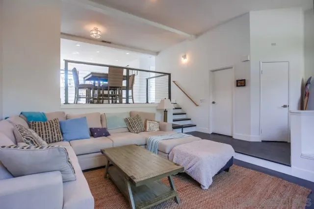 $759,900 | 2525 Woodlands Way, Oceanside, CA 92054