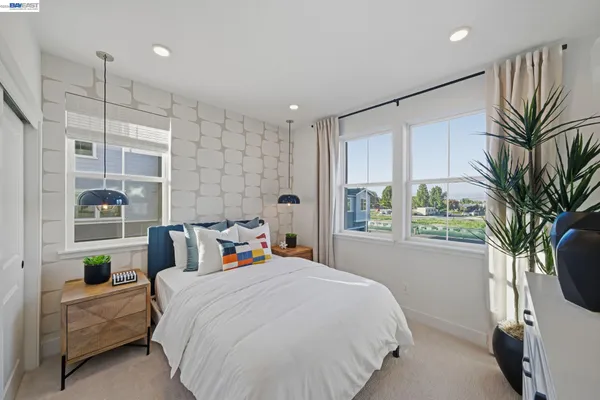 $788,129 | 4898 Las Positas Road, Unit 202, Livermore, CA 94551