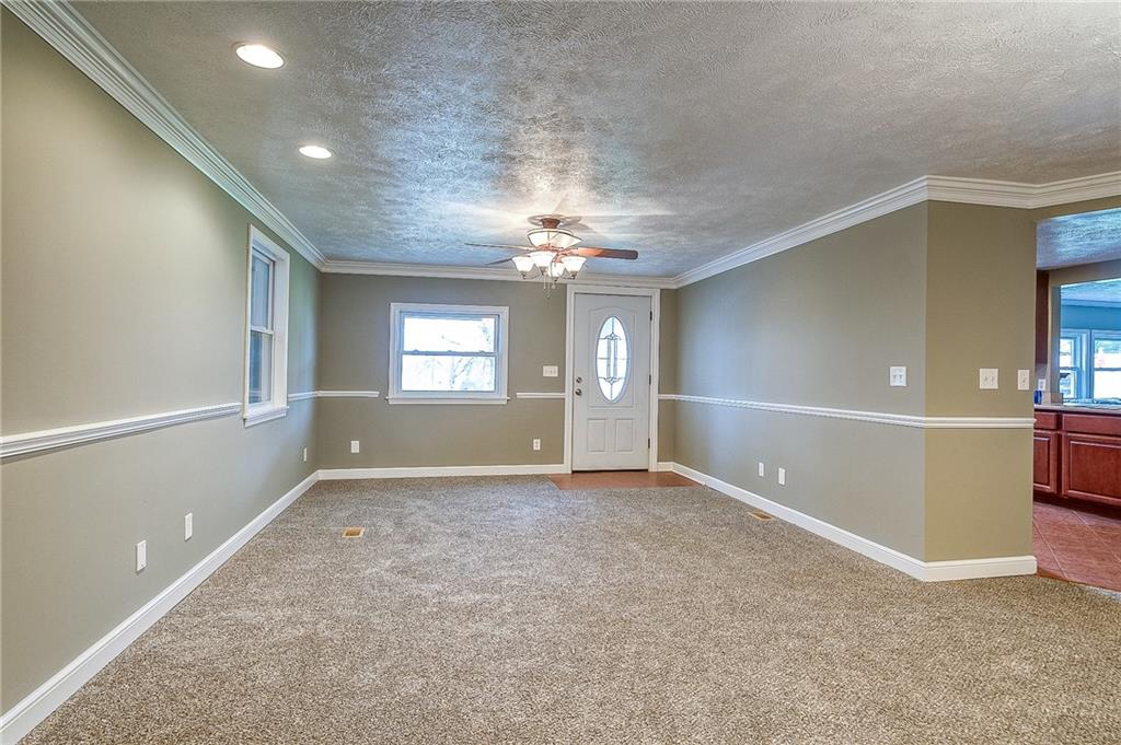 110 Century Farm Road Clinton, PA 15026 - Photo 2 of 19 Gallery Image 2