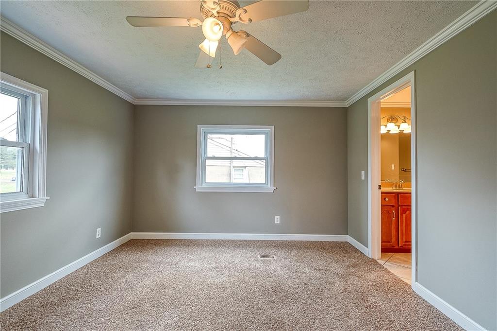 110 Century Farm Road Clinton, PA 15026 - Photo 7 of 19 Gallery Image 7