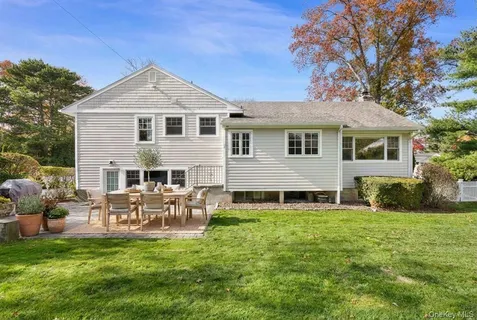 $1,250,000 | 15 Elm Hill Drive, Rye Brook, NY 10573