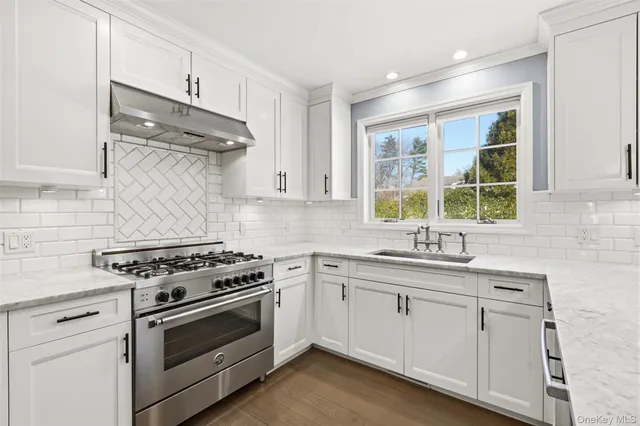 $1,250,000 | 15 Elm Hill Drive, Rye Brook, NY 10573