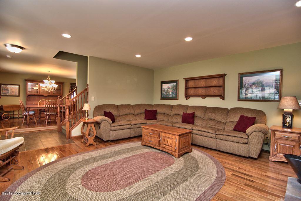 295 Selig Road Pocono Lake, PA 18347 - Photo 7 of 81 Rubes 07