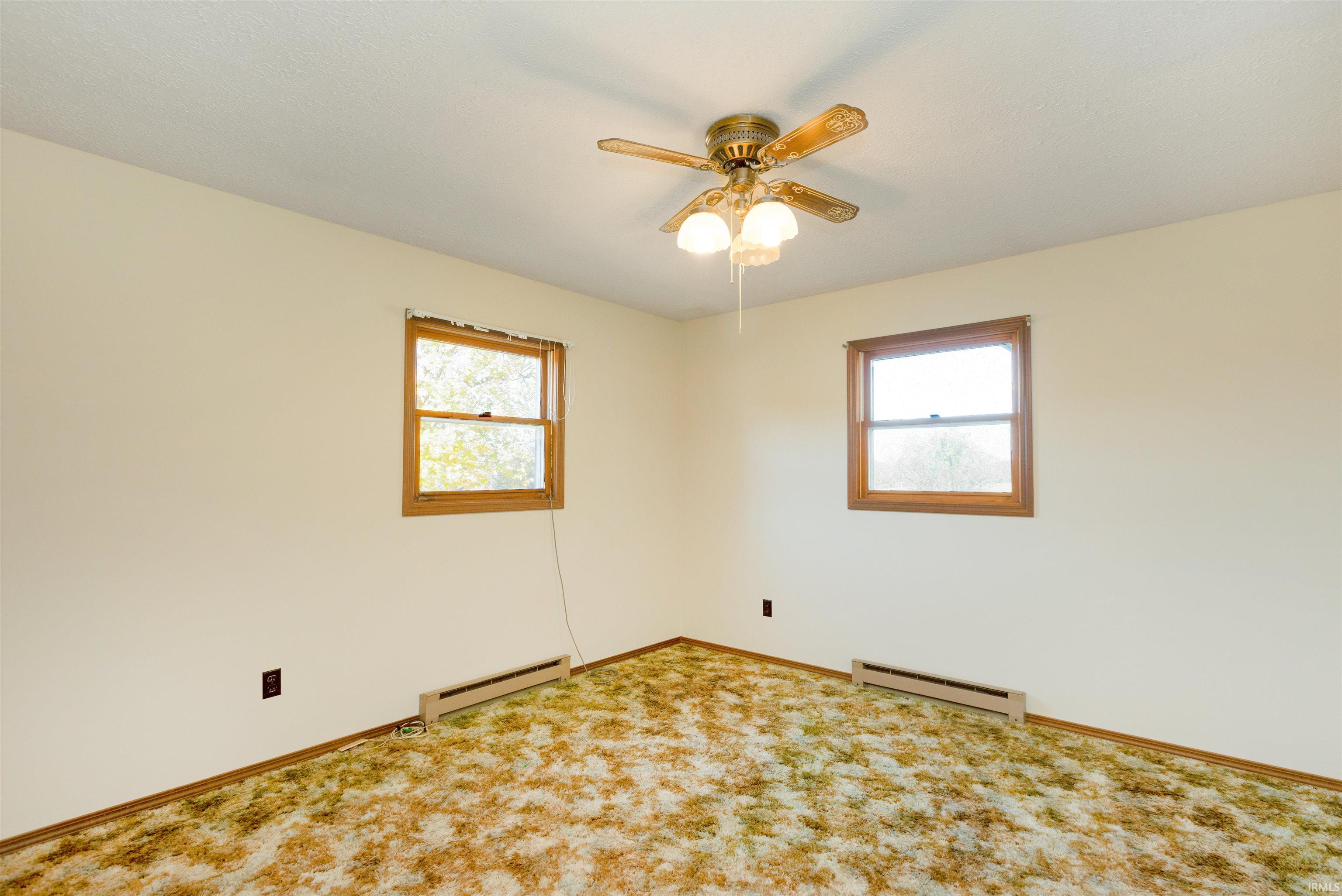 1721 Old Vincennes Road Mitchell, IN 47446 - Photo 23 of 36 Gallery Image 23