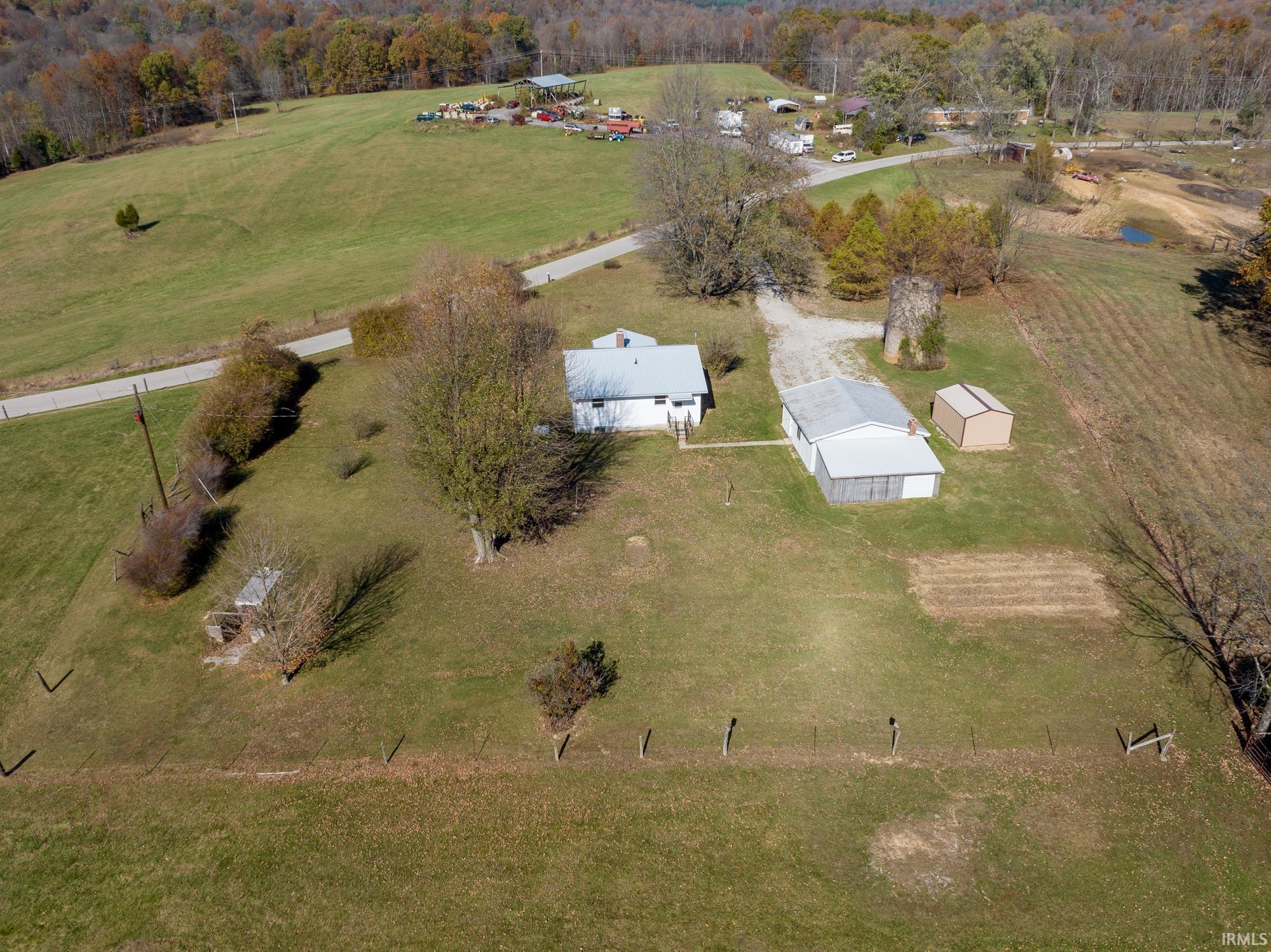 1721 Old Vincennes Road Mitchell, IN 47446 - Photo 35 of 36 Gallery Image 35
