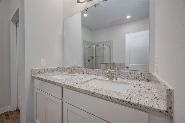 $2,700 | 12502 Ja Ranch, Cypress, TX 77433