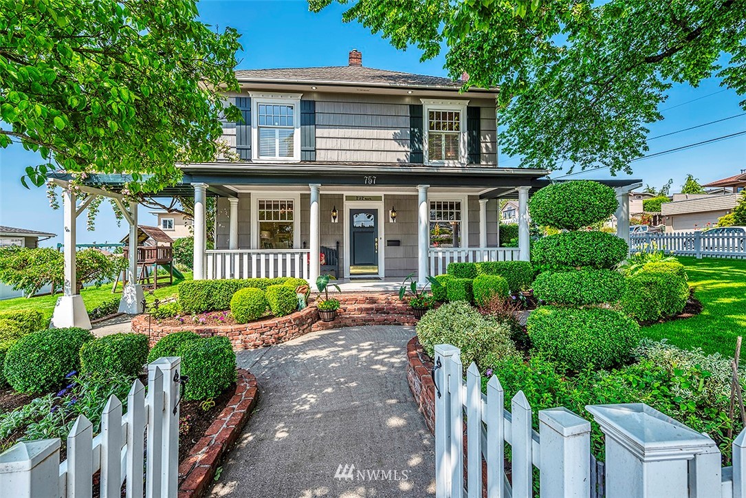 757 Main Street Edmonds, WA 98020 - Photo 1 of 25 Gallery Image 1