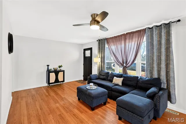 $197,000 | 6 Lancelot Drive, Belleville, IL 62226