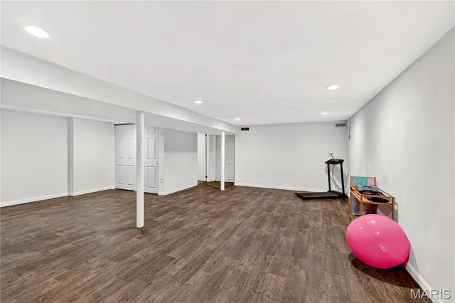 $197,000 | 6 Lancelot Drive, Belleville, IL 62226