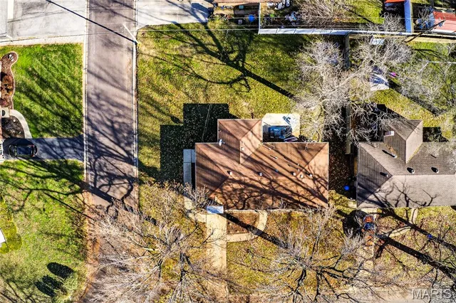 $197,000 | 6 Lancelot Drive, Belleville, IL 62226