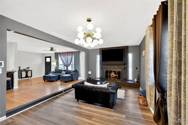 $197,000 | 6 Lancelot Drive, Belleville, IL 62226